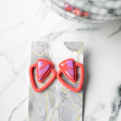 Kolczyki trójkąty w ramce